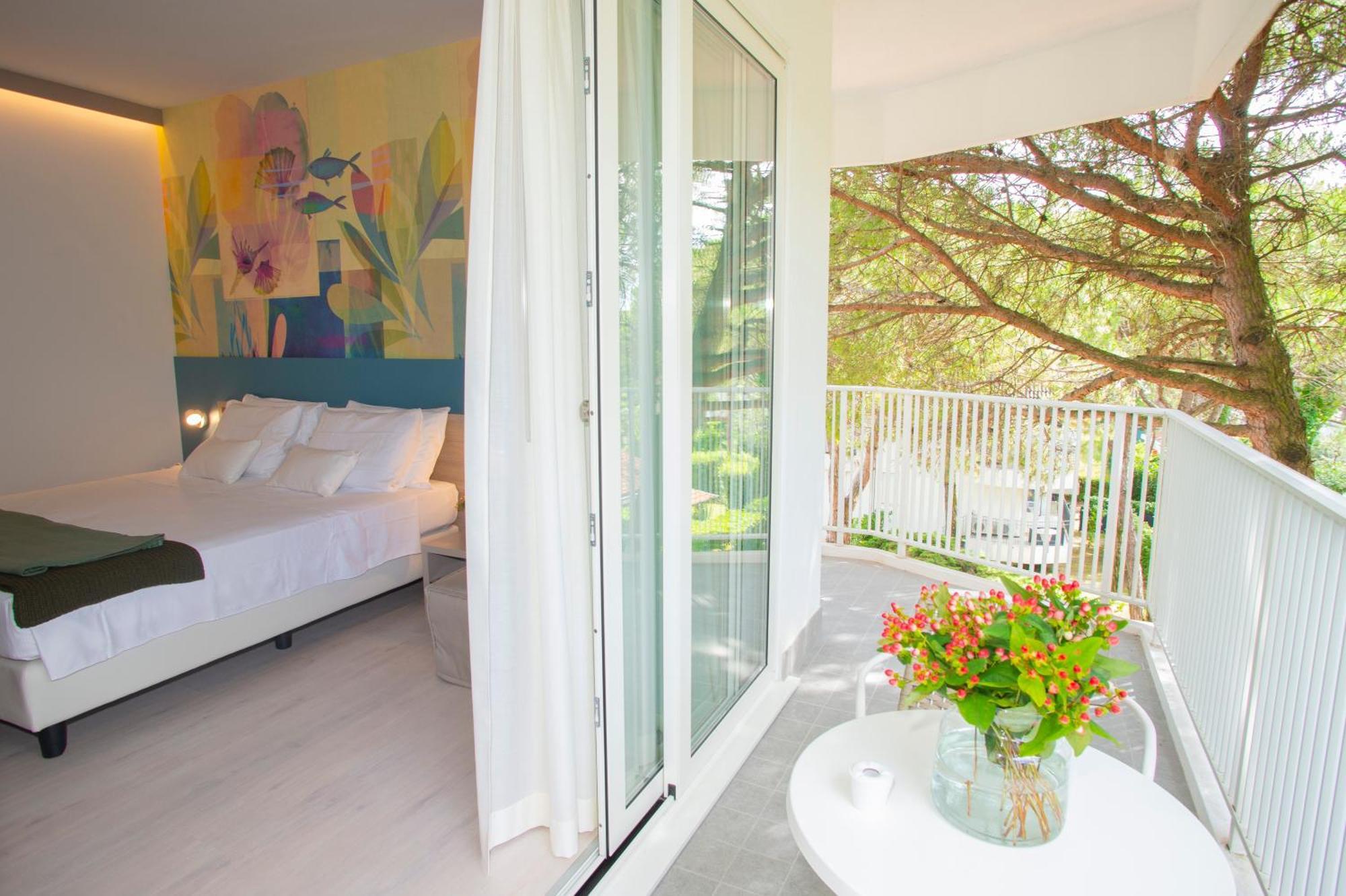 Hotel President Lignano Sabbiadoro Buitenkant foto